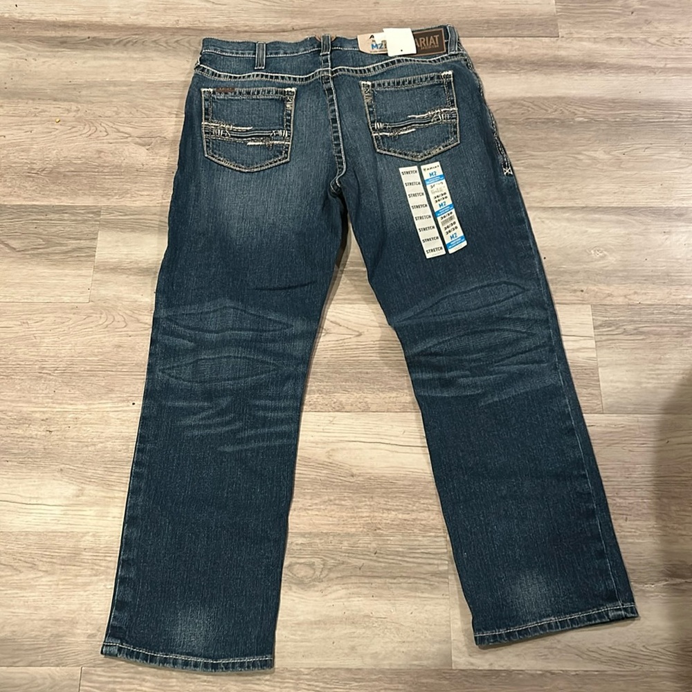 NWT Ariat denim M2 Traditional
Relaxed boot cut 36x30